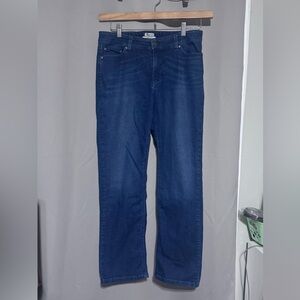 L.L. Bean Women’s Classic Fit 12P Jeans in Dark Blue